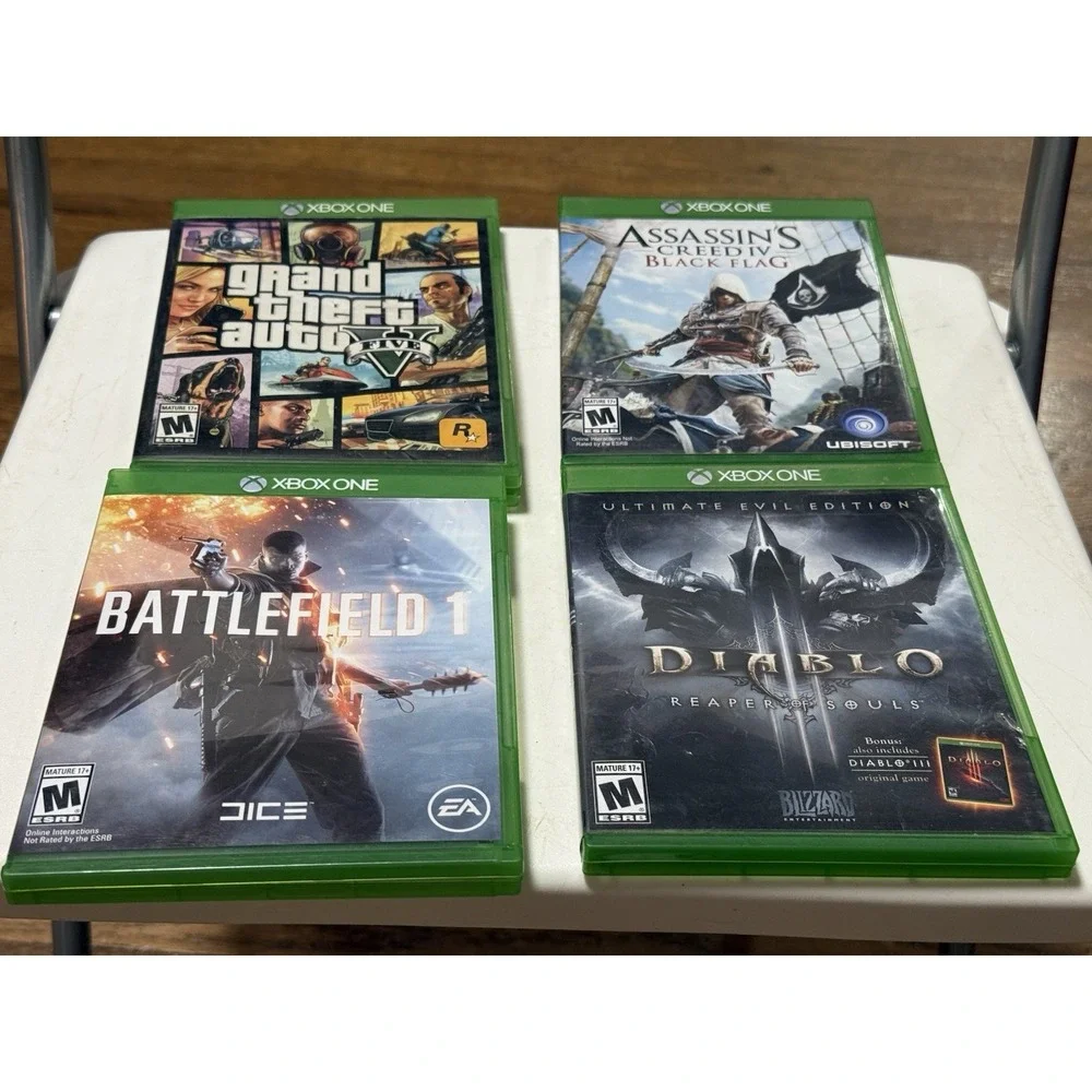 Xbox One Games Lot Of 4 , Grand Theft 5, Diablo, Assassin's Creed , Battlefield